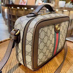 Gucci shoulder bag